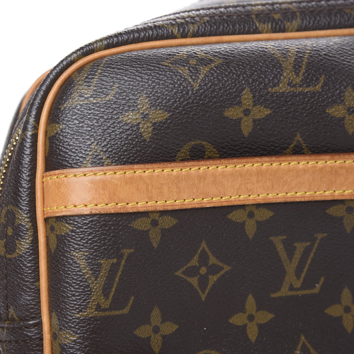 Louis Vuitton Monogram Reporter PM 9 of 12