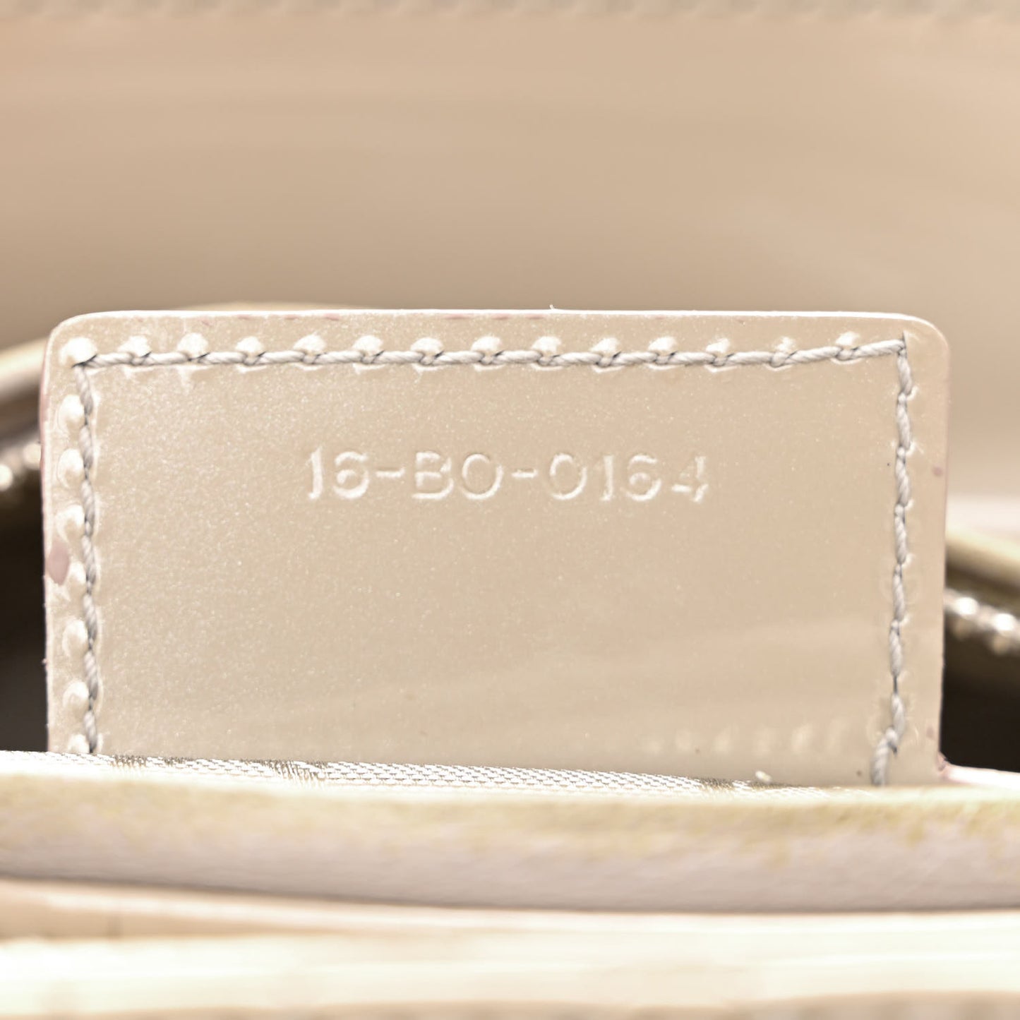 Pearlized Patent Cannage Medium Lady Dior Grey