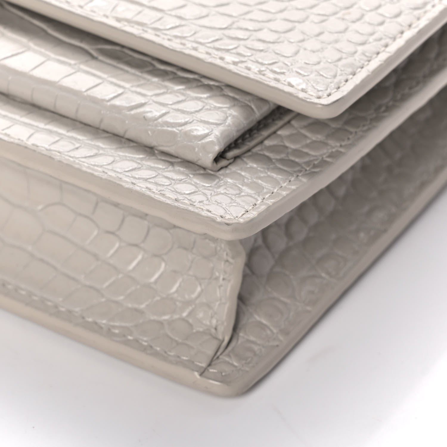 Saint Laurent Calfskin Crocodile Embossed Monogram Sunset Chain Wallet Blanc Vintage 9 of 11
