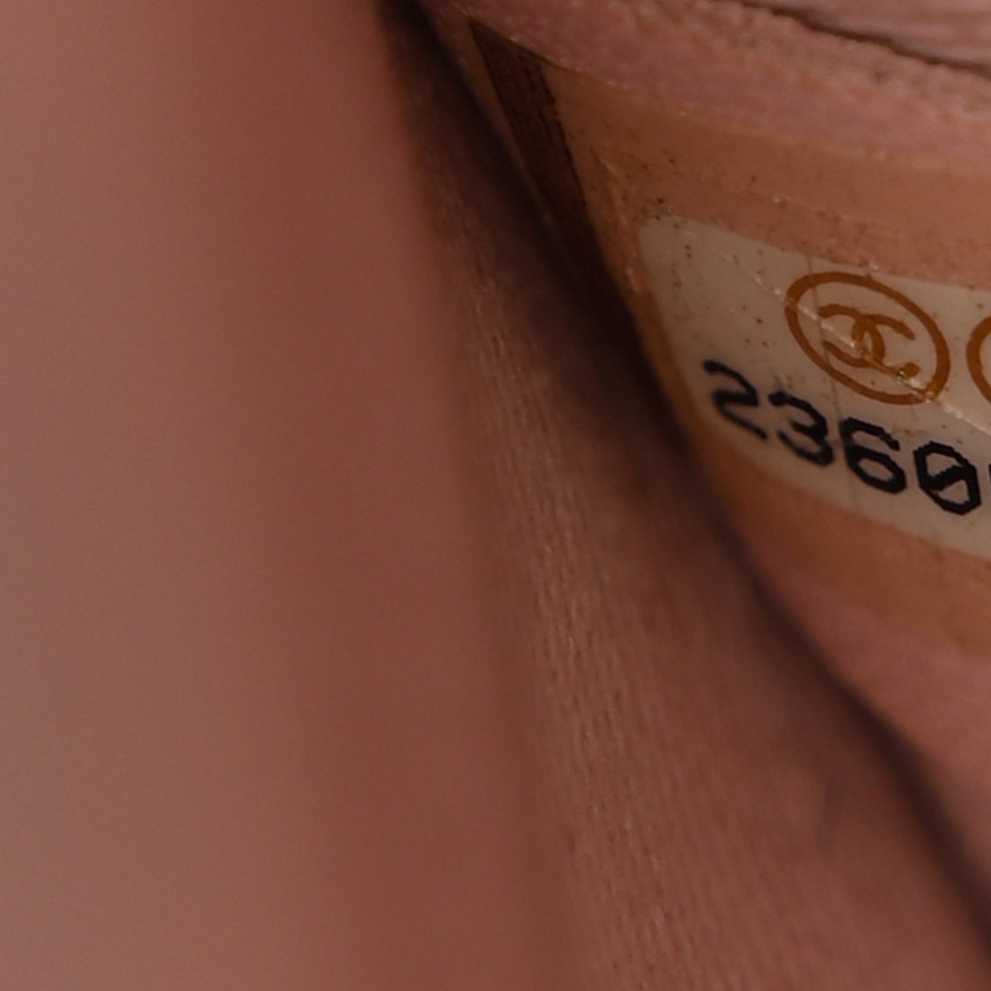 Grained Calfskin Quilted Cuba Flap Blue