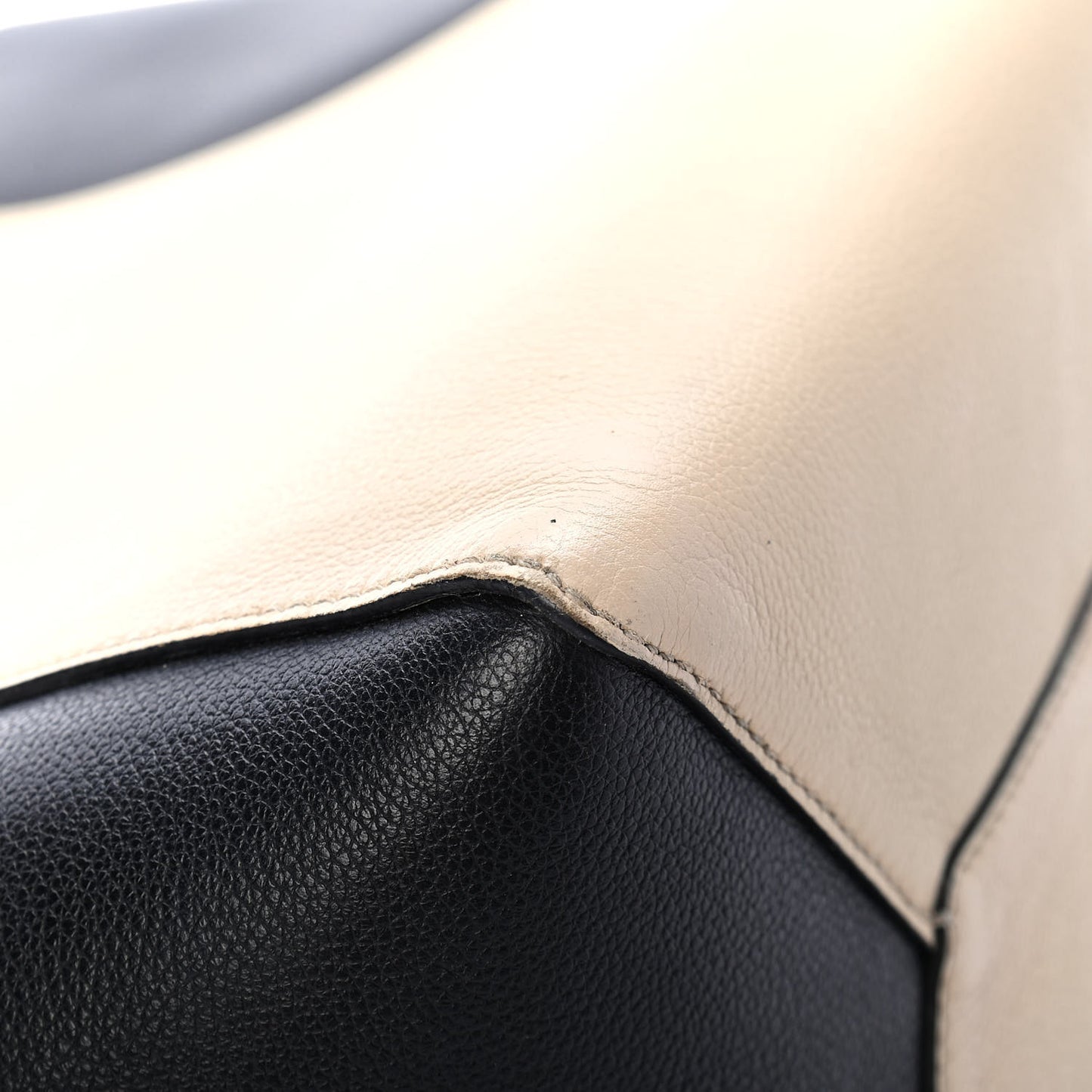 Calfskin Lockme Go Tote Black Vanilla
