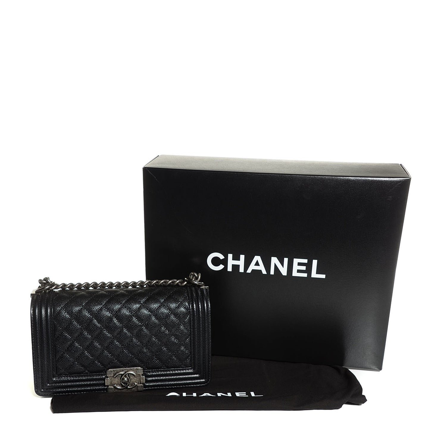 Caviar Quilted Medium Boy Flap Black