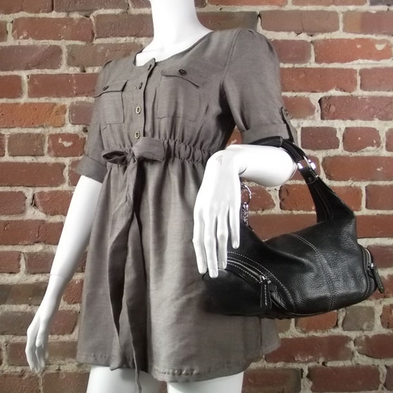 FASHIONPHILE TOD'SLeatherMiniMickyBagandKeyChainBlack 2 of 8