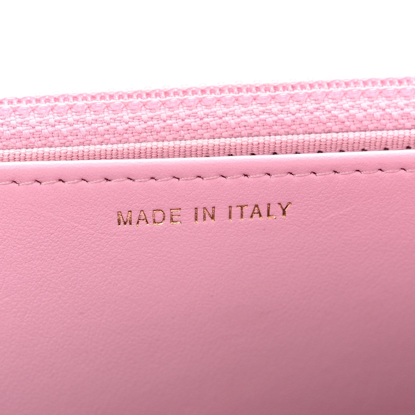 Shiny Caviar Quilted Pick Me Up Wallet On Chain WOC Pink