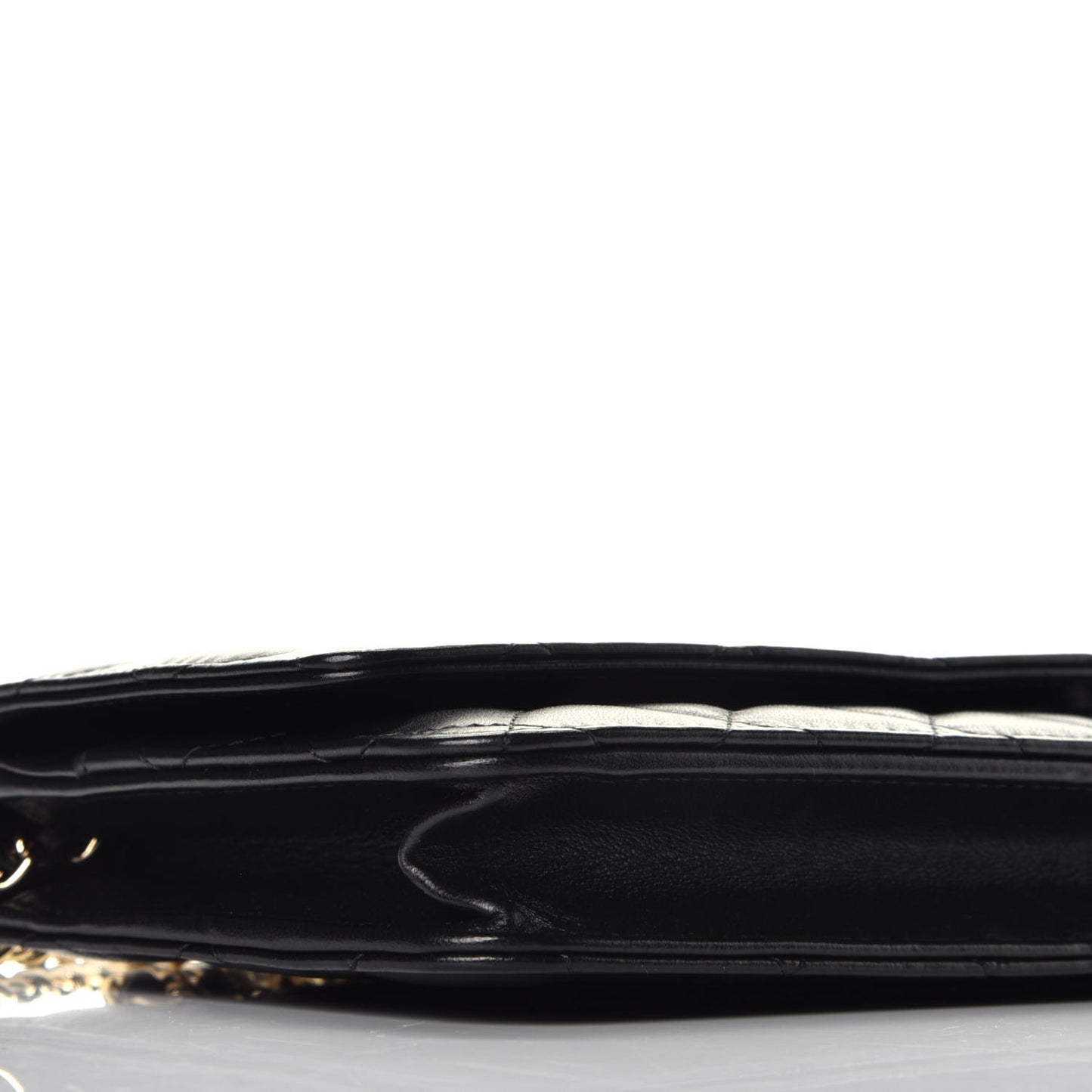 Lambskin Quilted Wallet On Chain WOC Black