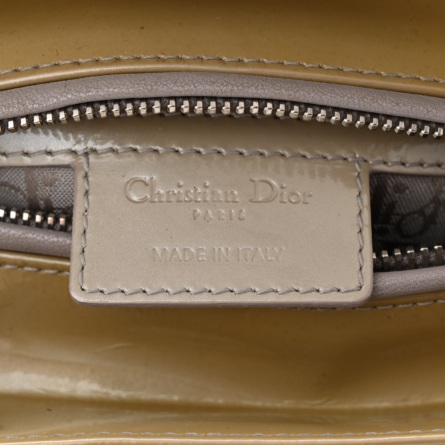 CHRISTIAN DIOR Patent Cannage Medium Lady Dior Grey