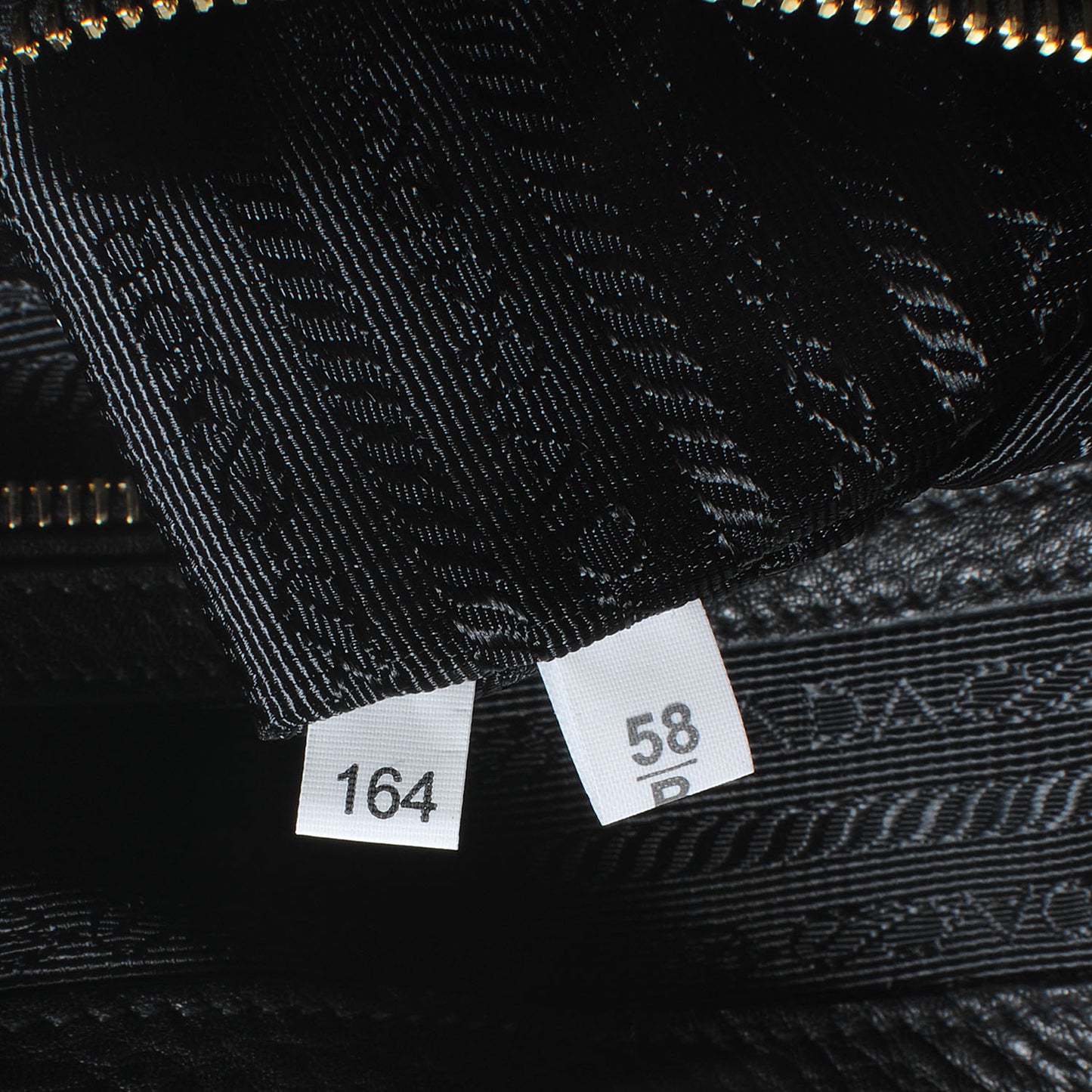 Vitello Daino Shoulder Bag Nero Black