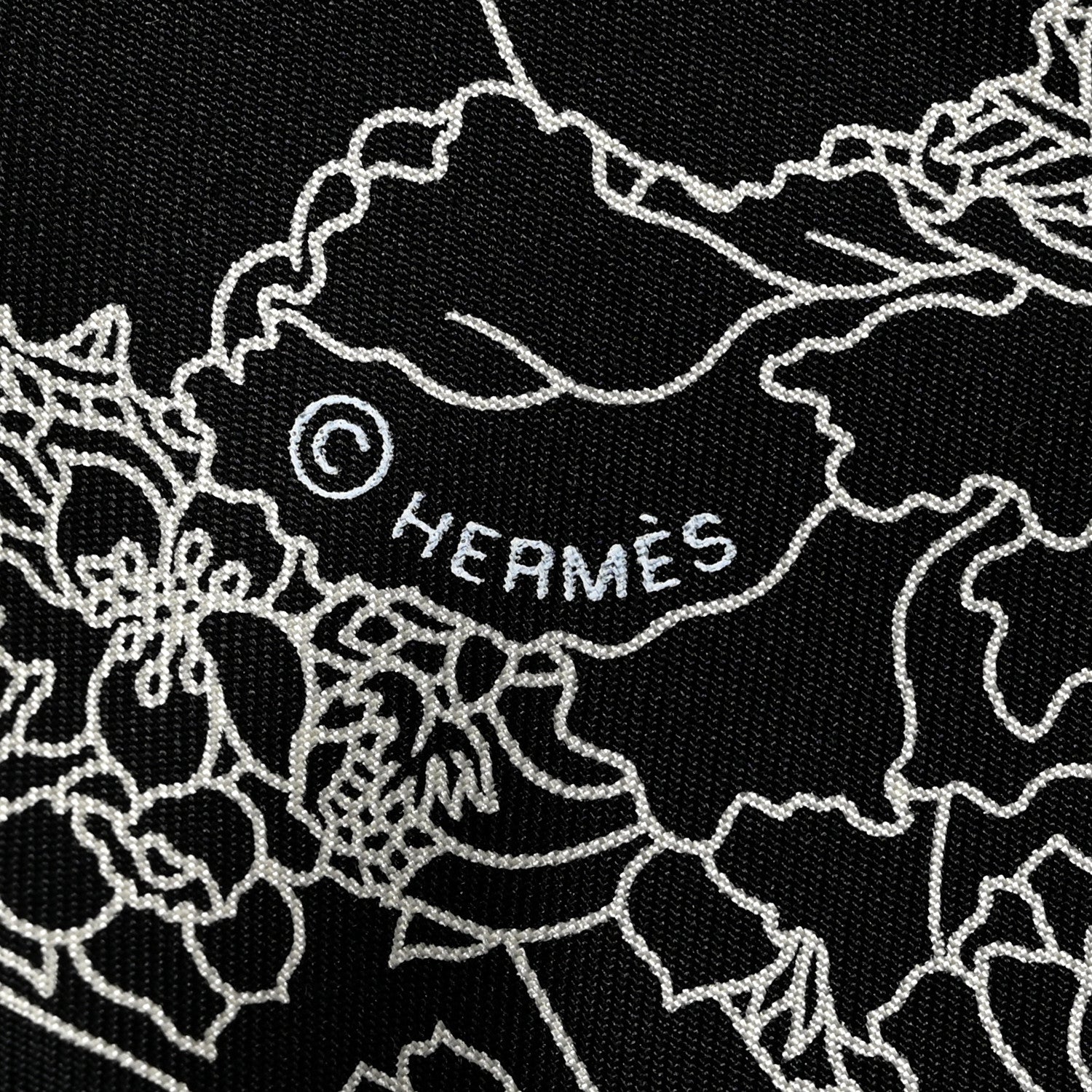 Hermes Silk Robe Legere Scarf 90 Black White 4 of 8