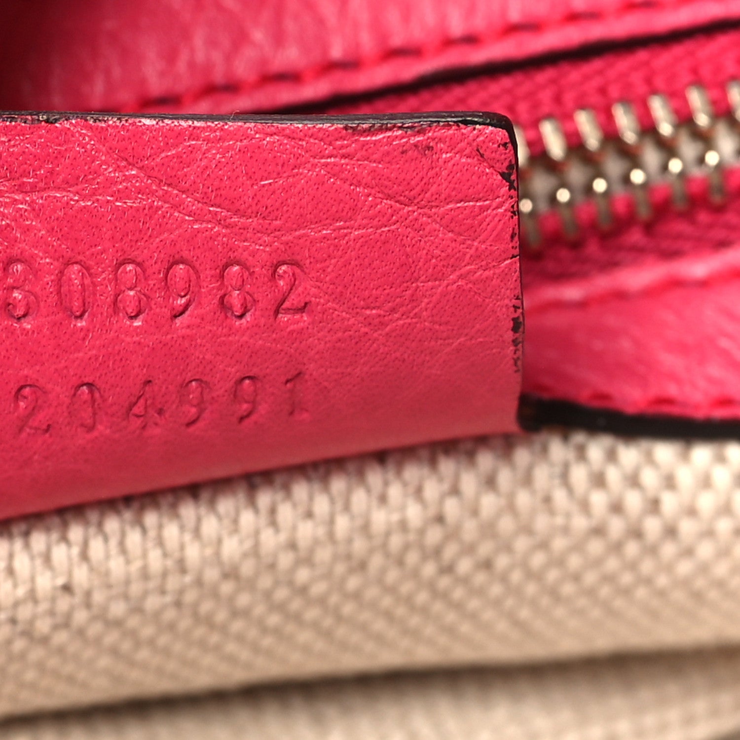 Gucci Pebbled Calfskin Medium Soho Chain Shoulder Bag 7 of 9