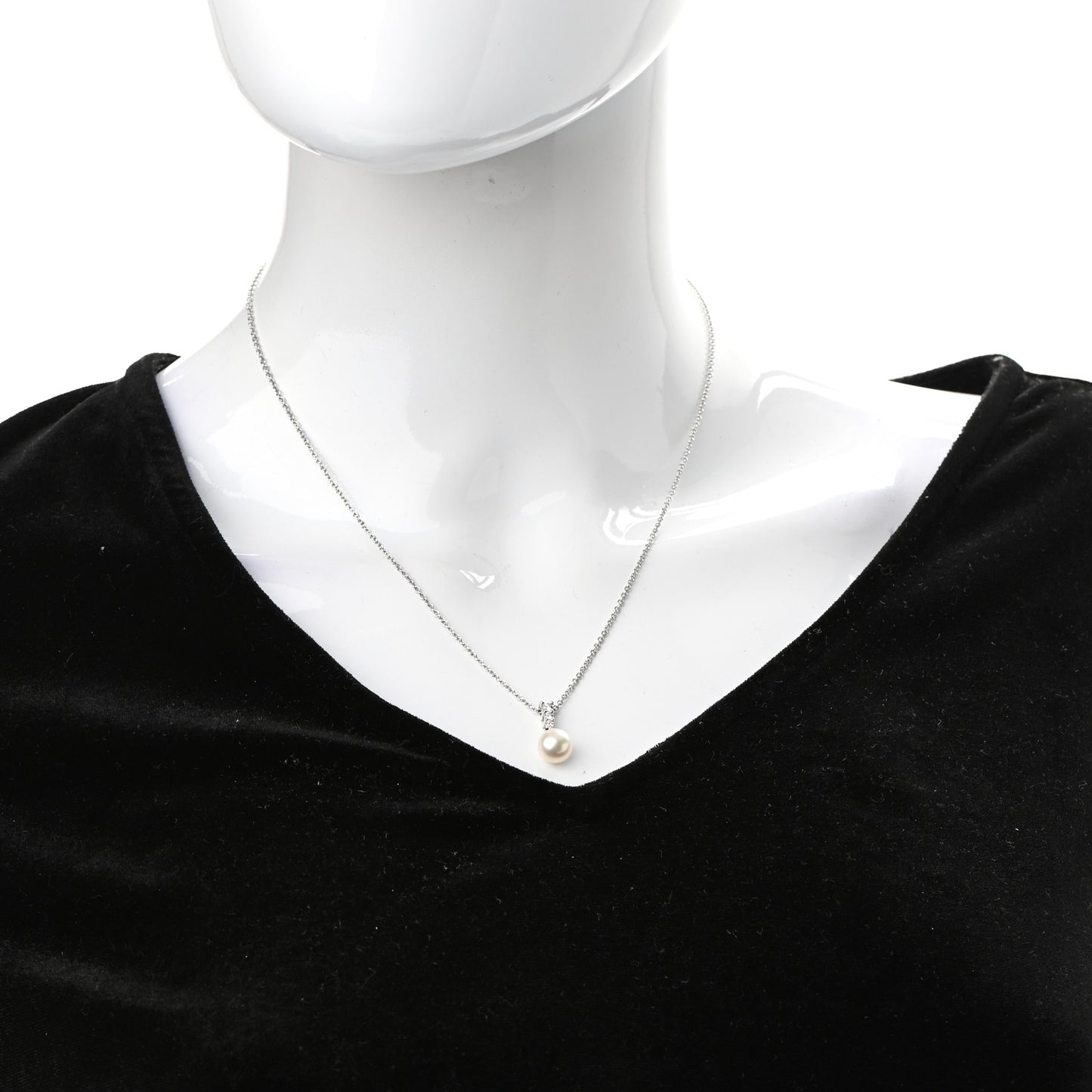 18K White Gold Diamond Akoya Pearl 8mm Morning Dew Pendant Necklace