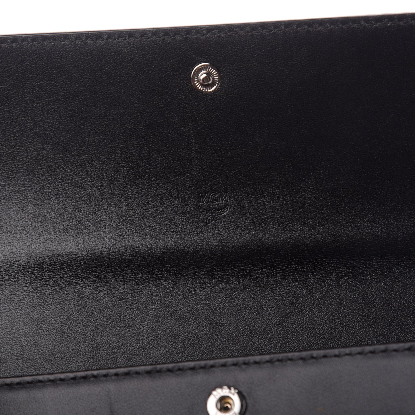 Visetos Large Tri-Fold Flap Wallet Black