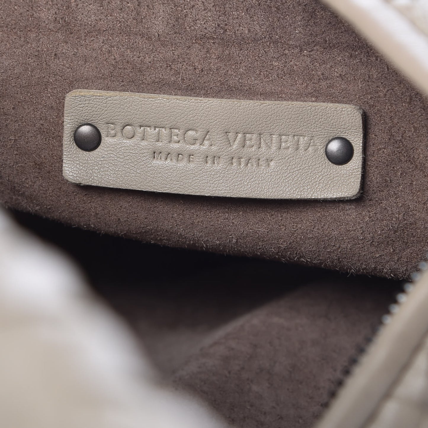 Nappa Intrecciato Large Veneta Hobo Limo