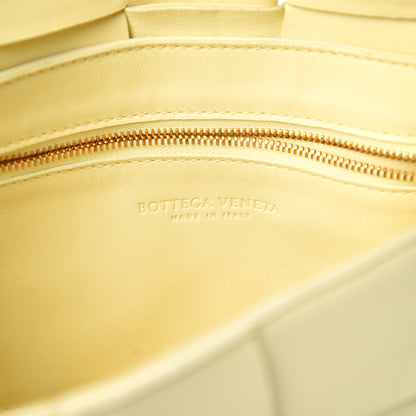 Bottega Veneta Nappa Maxi Intreccio Cassette Bag Ice Cream 5 of 12