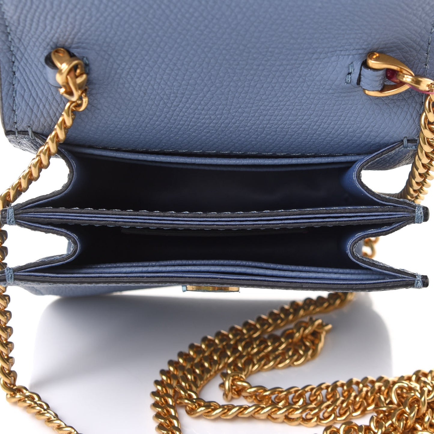 Grainy Calfskin VLogo Compact Wallet with Chain Niagara