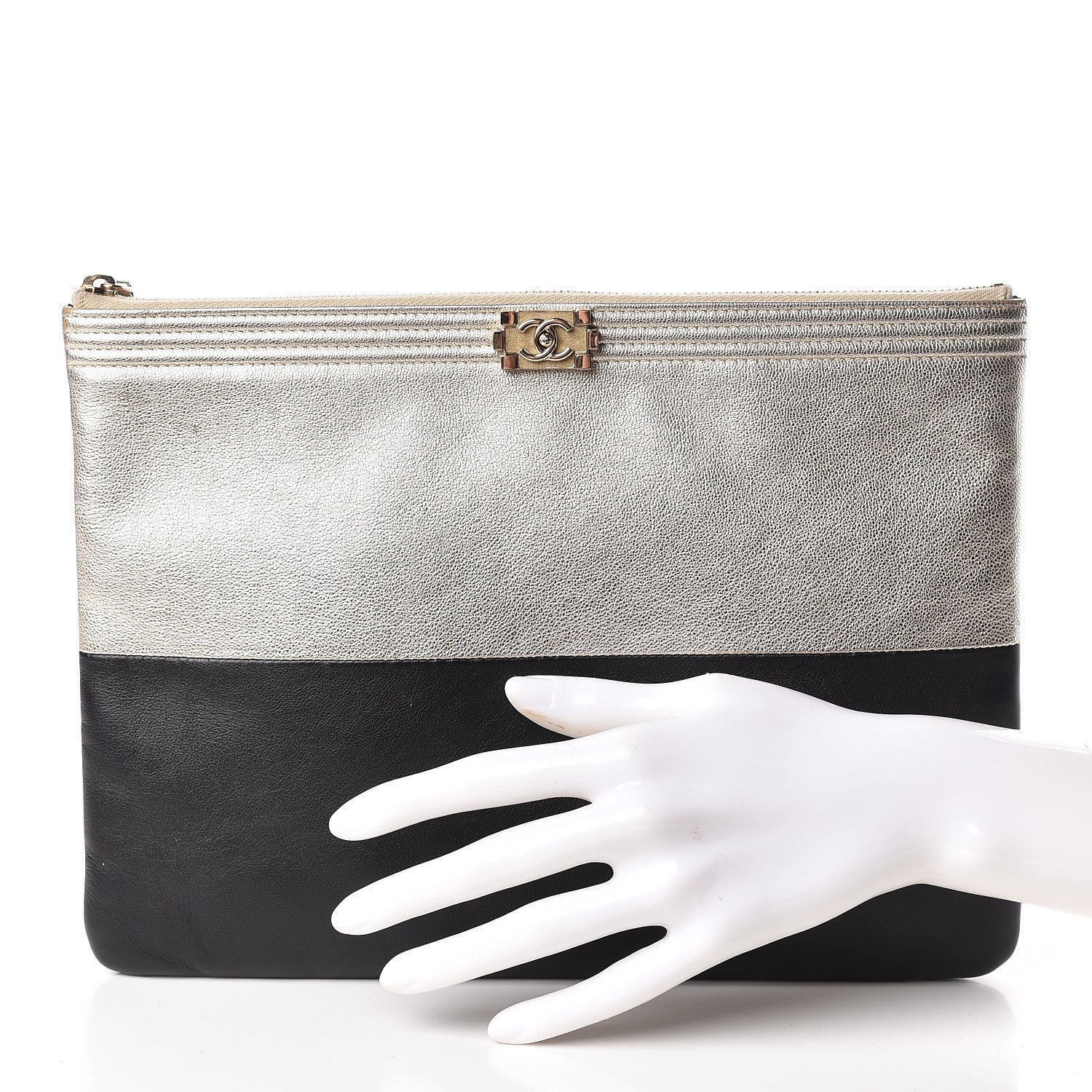Chanel Metallic Goatskin Lambskin Medium Boy Cosmetic Case Black Gold 2 of 10