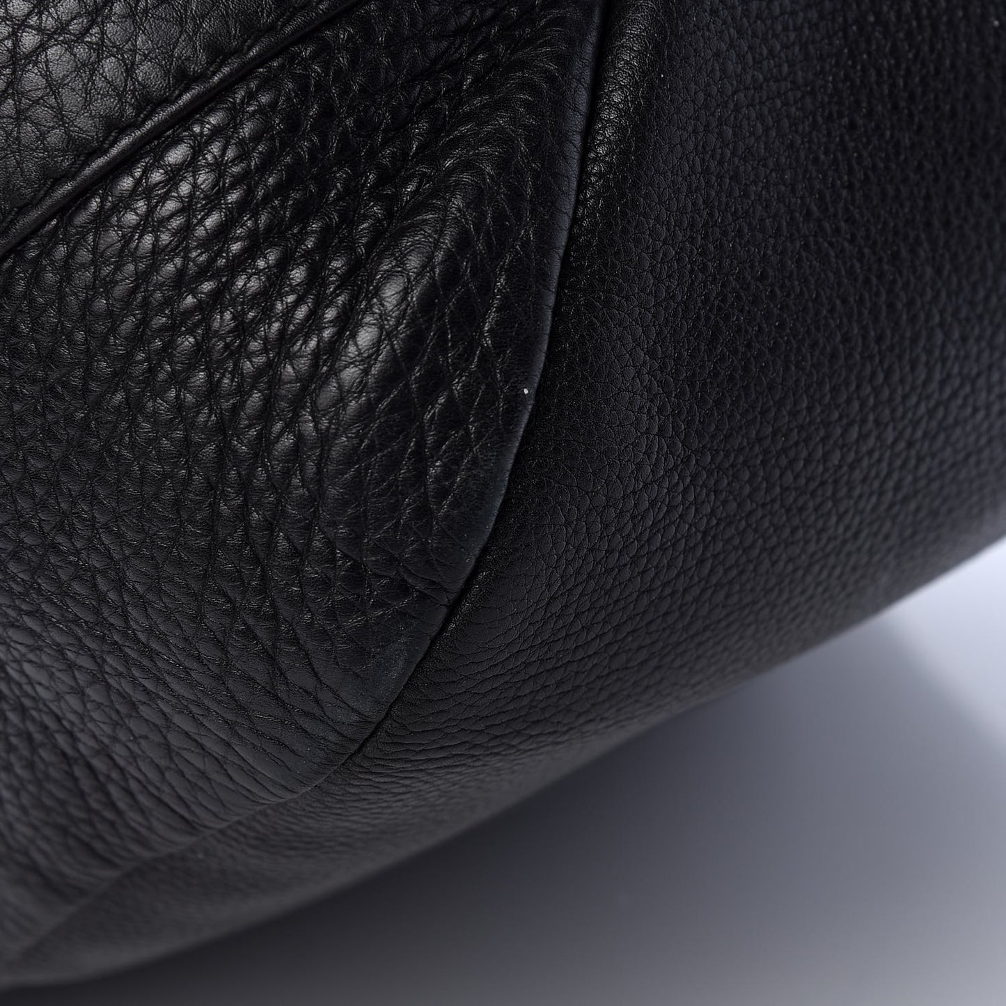 Calfskin Greenwich Medium Shoulder Bag Black