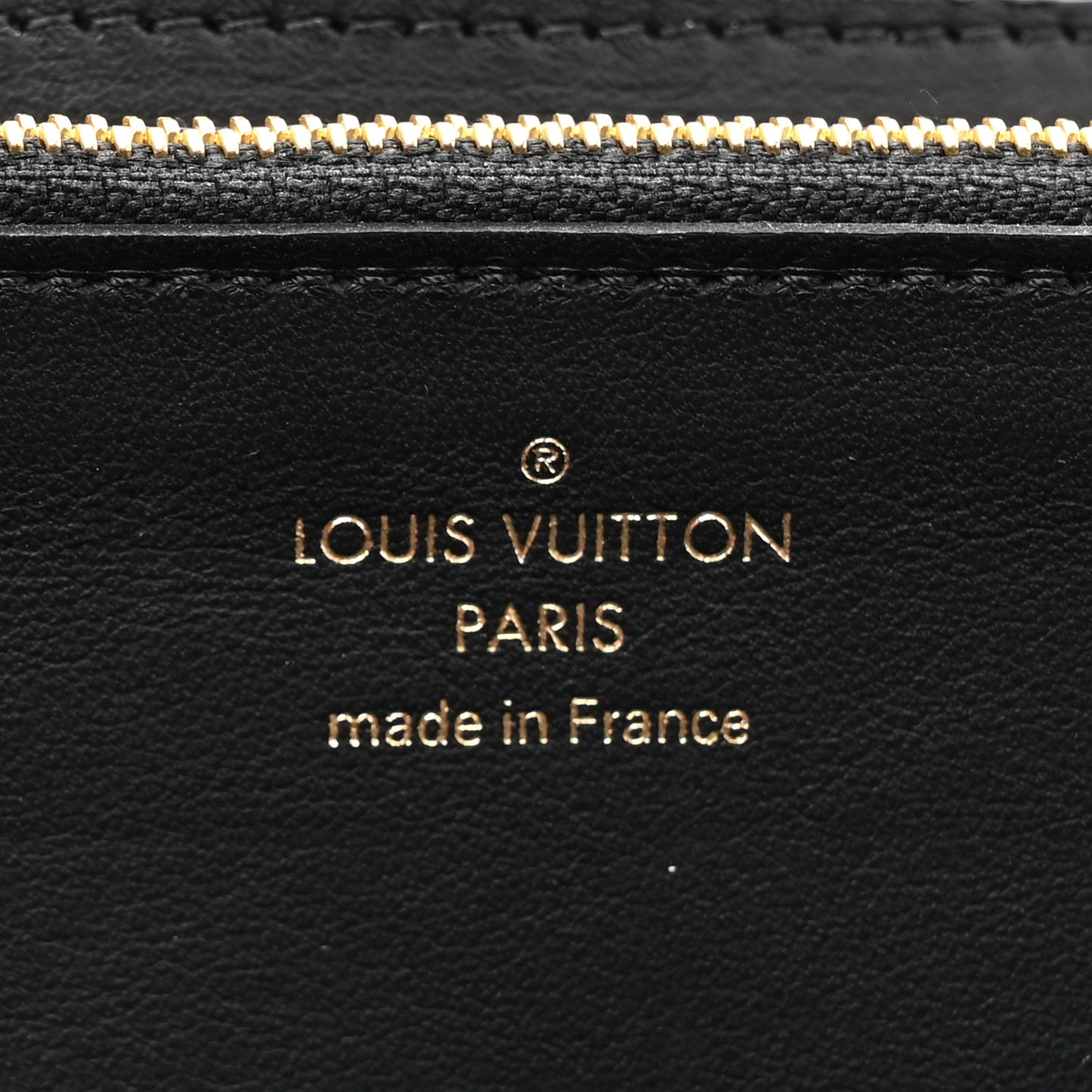 Taurillon Capucines Python Wallet Black