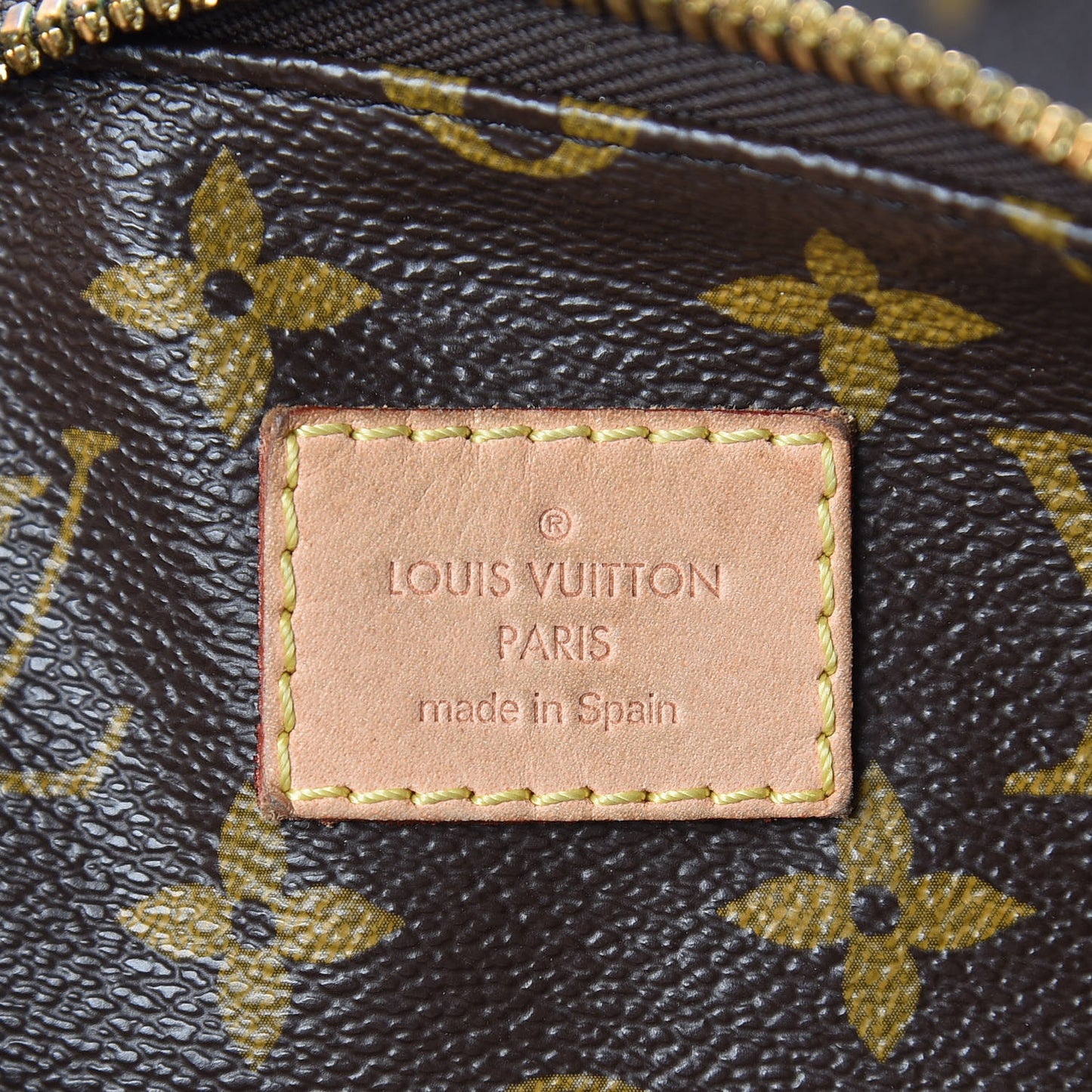 Monogram Sully MM