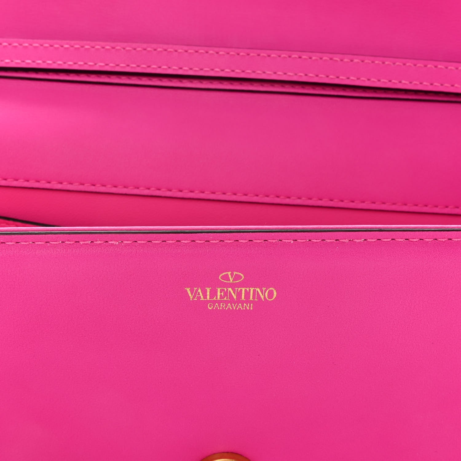 Valentino Garavani Calfskin Vlogo Loco Shoulder Bag Pink PP 5 of 9