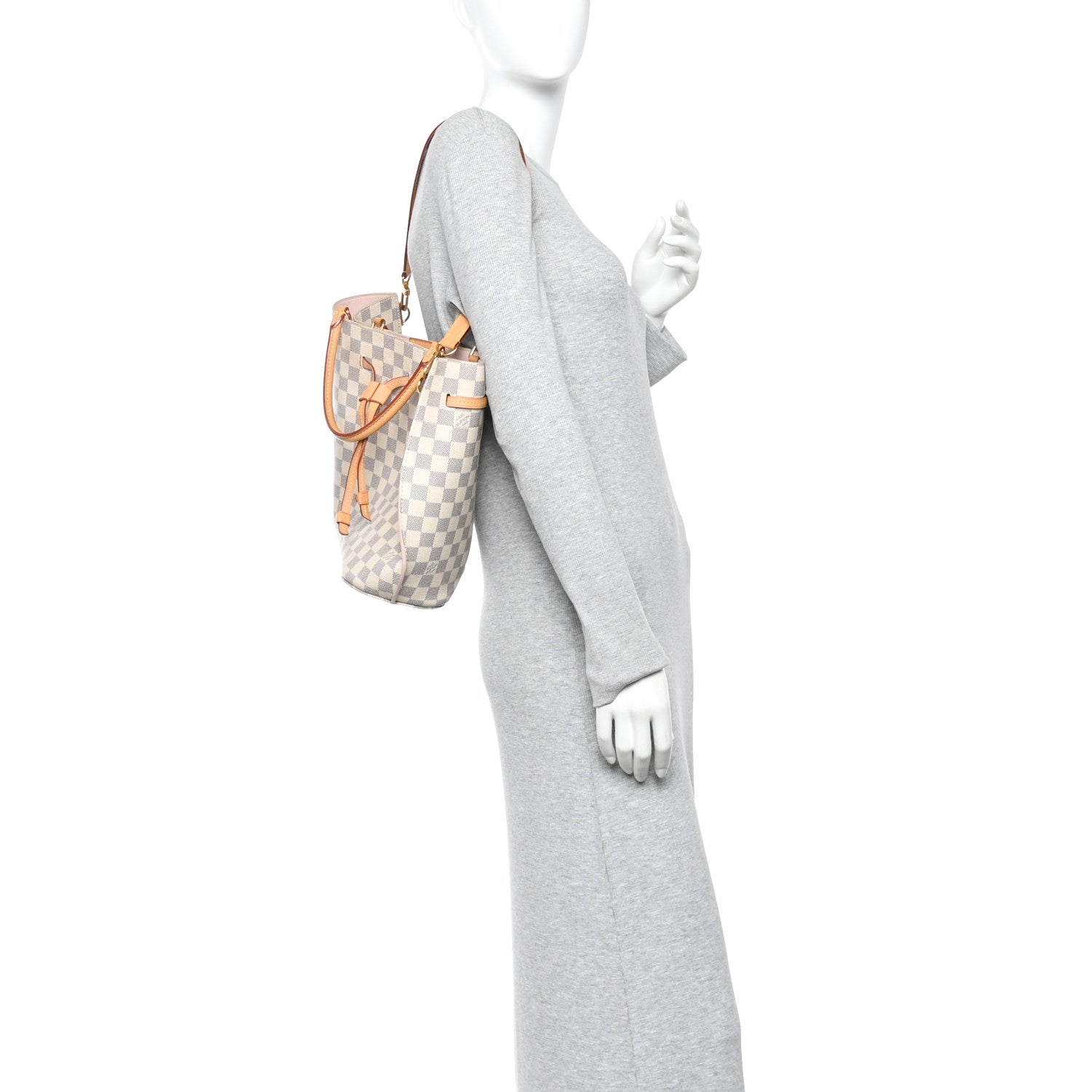 Louis Vuitton Damier Azur Girolata 2 of 9