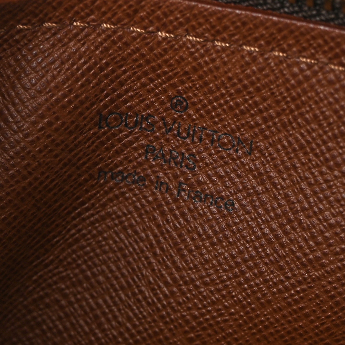 Monogram Papillon 26