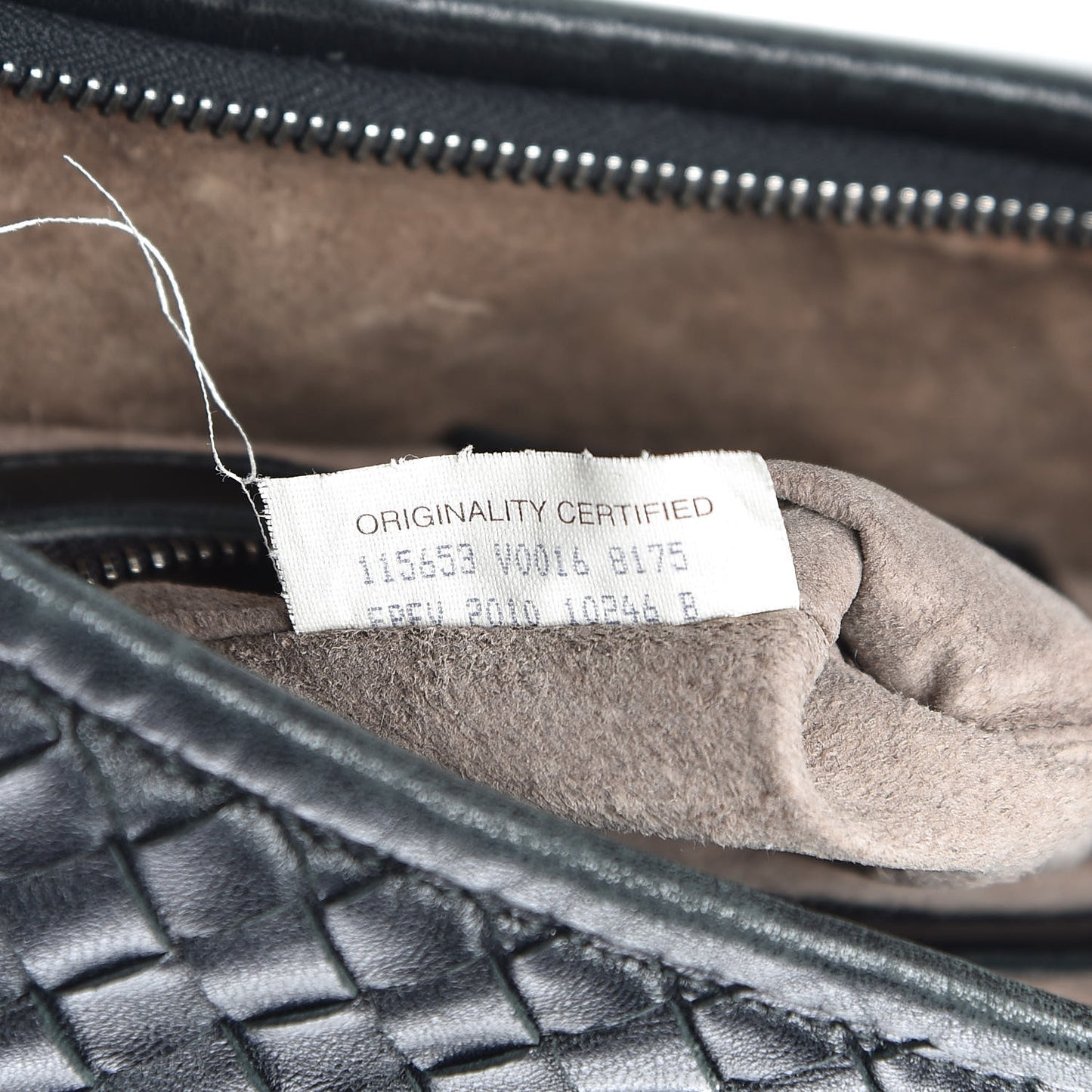 Nappa Intrecciato Medium Veneta Hobo Black