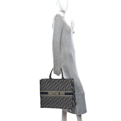 Christian Dior Oblique Large Book Tote Blue Multicolor 2 of 11