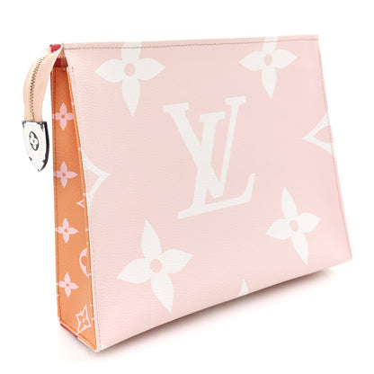 Louis Vuitton Monogram Giant Toiletry Pouch 26 Rouge 3 of 6