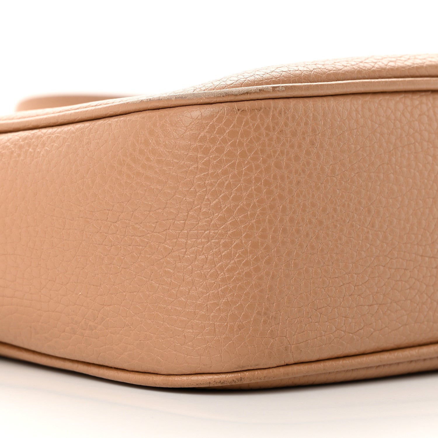Gucci Pebbled Calfskin Small Soho Disco Bag Camelia 9 of 22