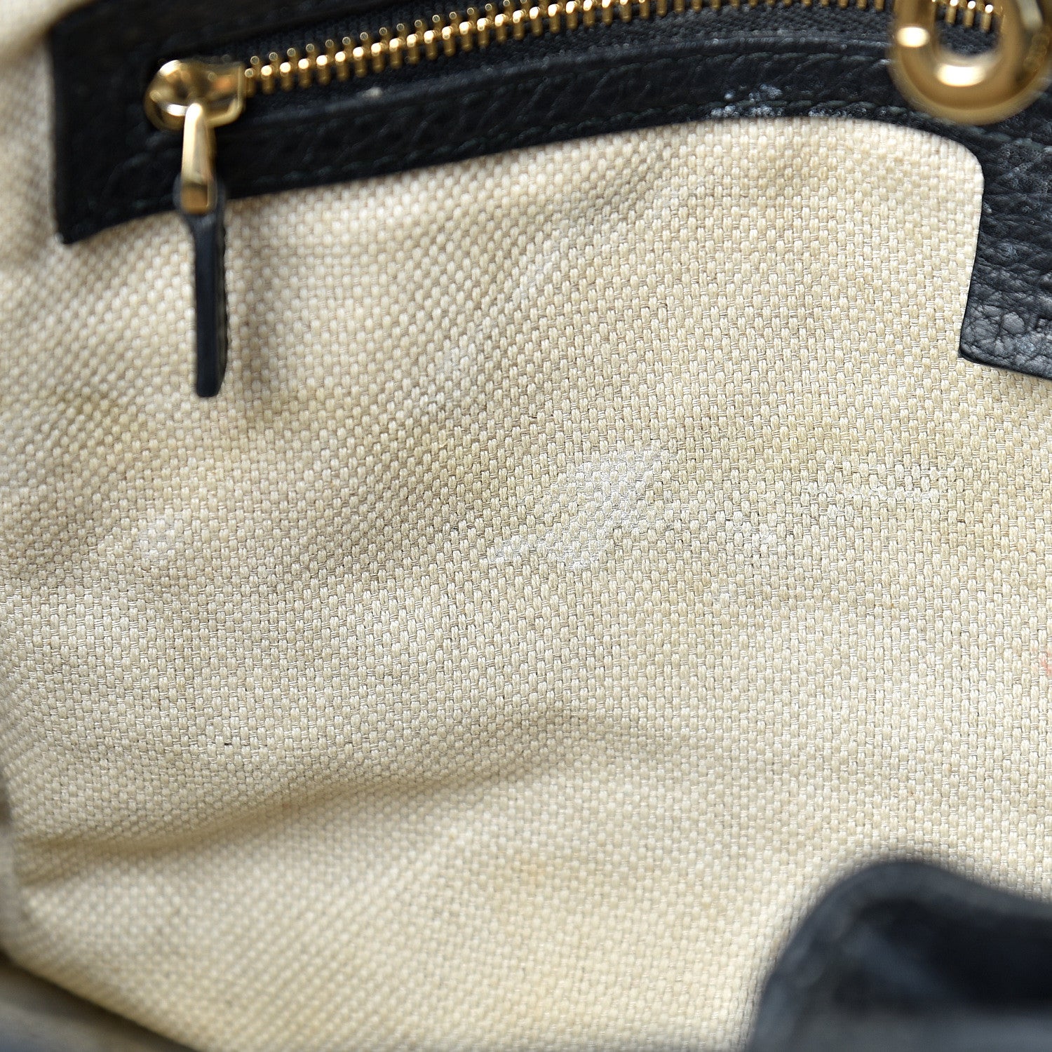 Gucci Pebbled Calfskin Medium Soho Chain Shoulder Bag Black 16 of 29