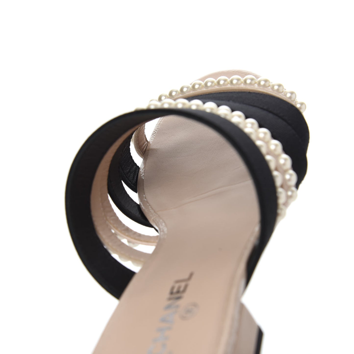 Patent Calfskin Grosgrain CC Pearl Mules 36 Beige Black