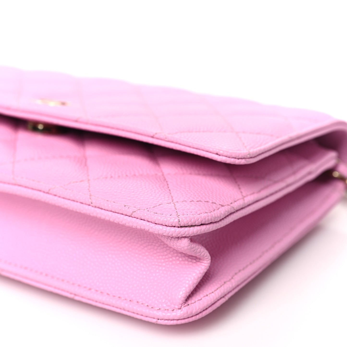 Caviar Quilted Wallet on Chain WOC Light Pink