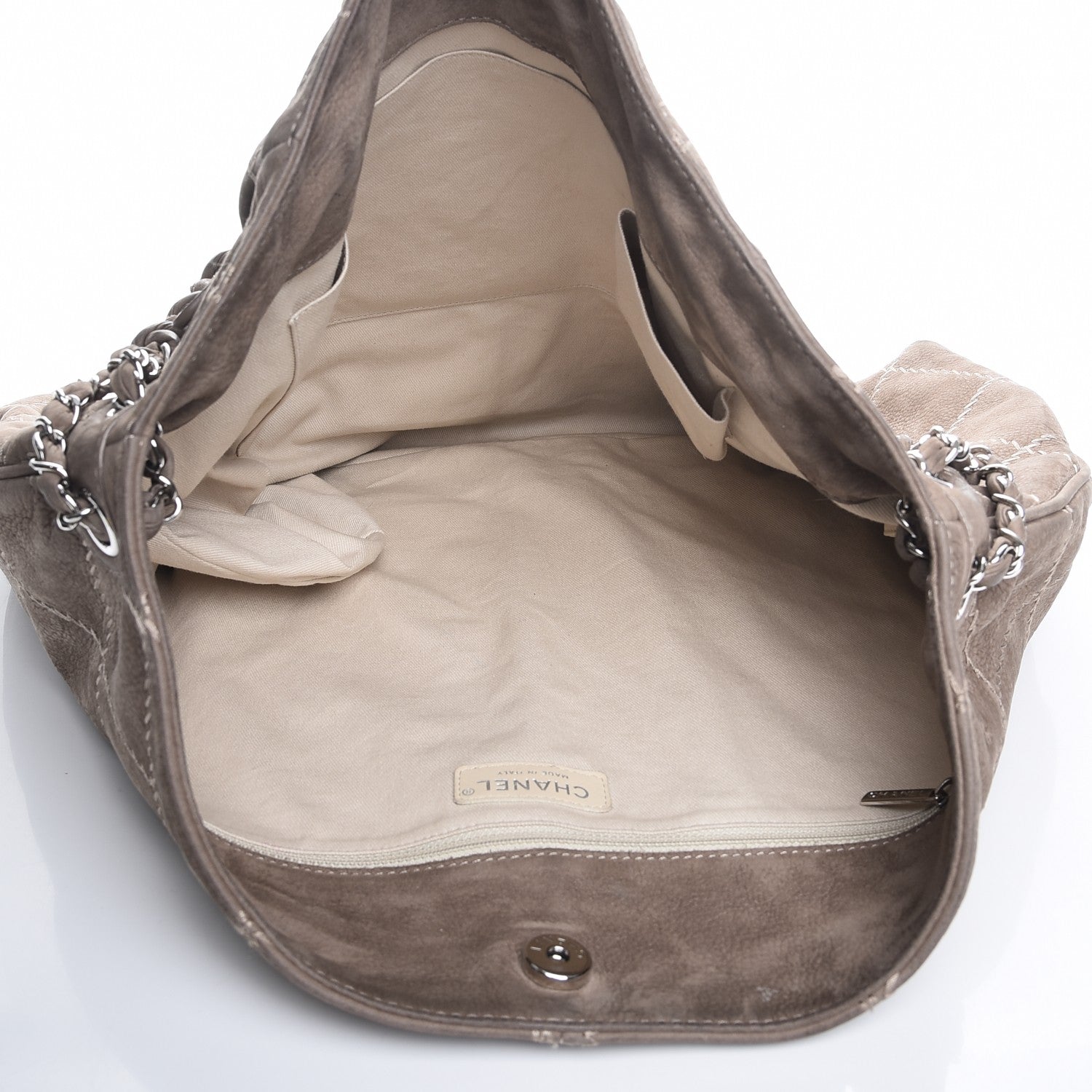 Chanel Suede Darjeeling Hobo Light Grey 5 of 16