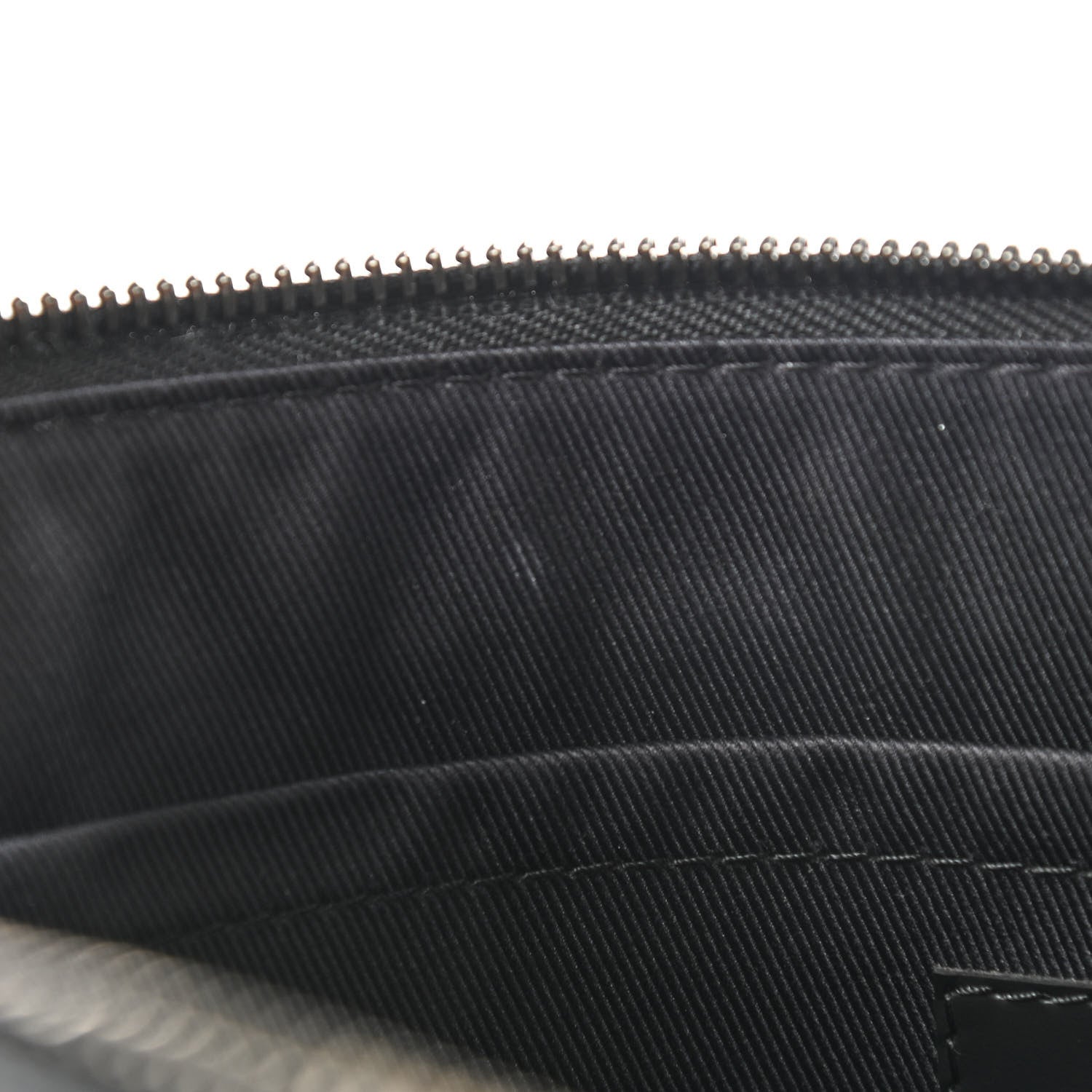 Louis Vuitton Monogram Eclipse Discovery Pochette GM 10 of 10