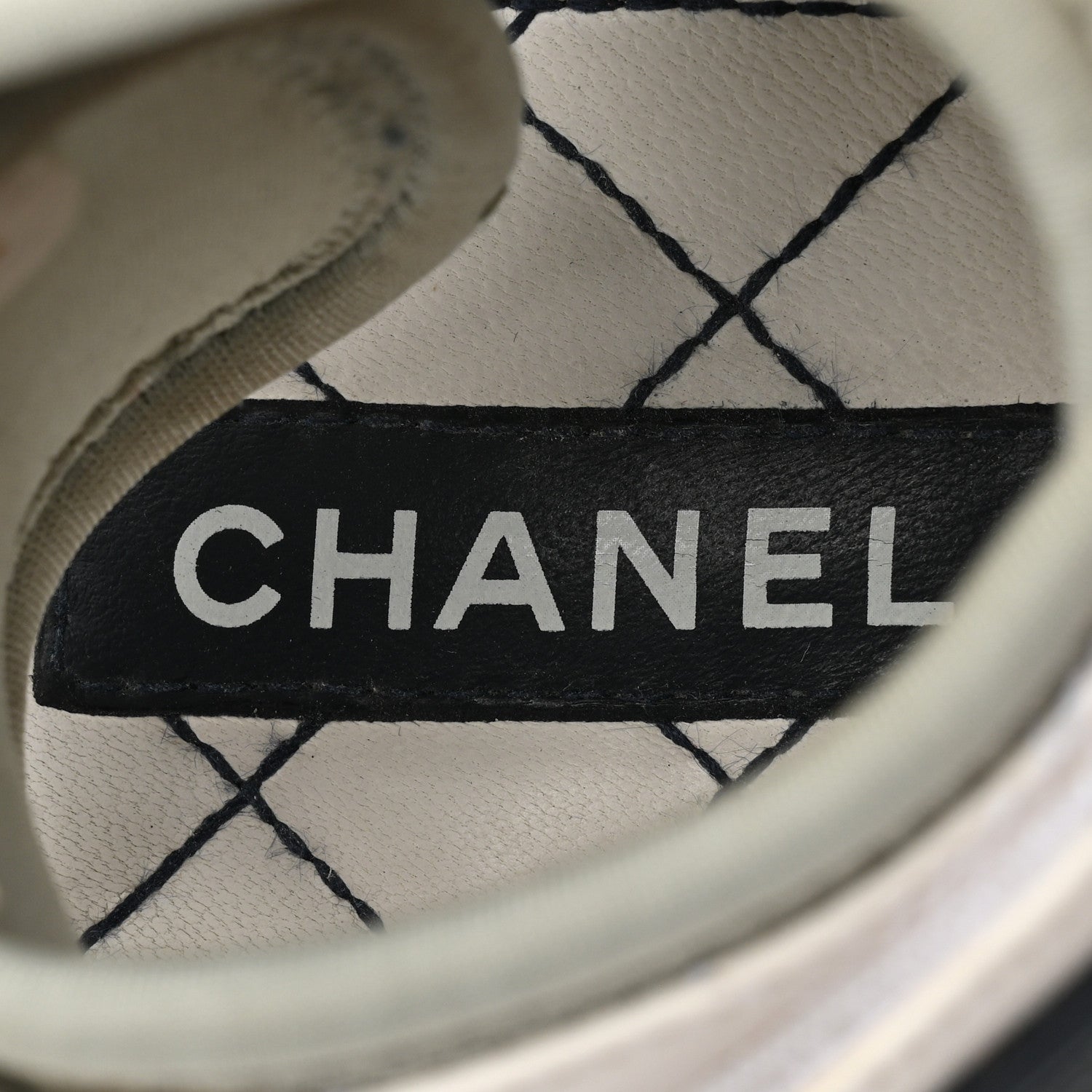Chanel Goatskin Fabric Gladiator Sandals 36.5 White Light Grey Navy Blue 8 of 14