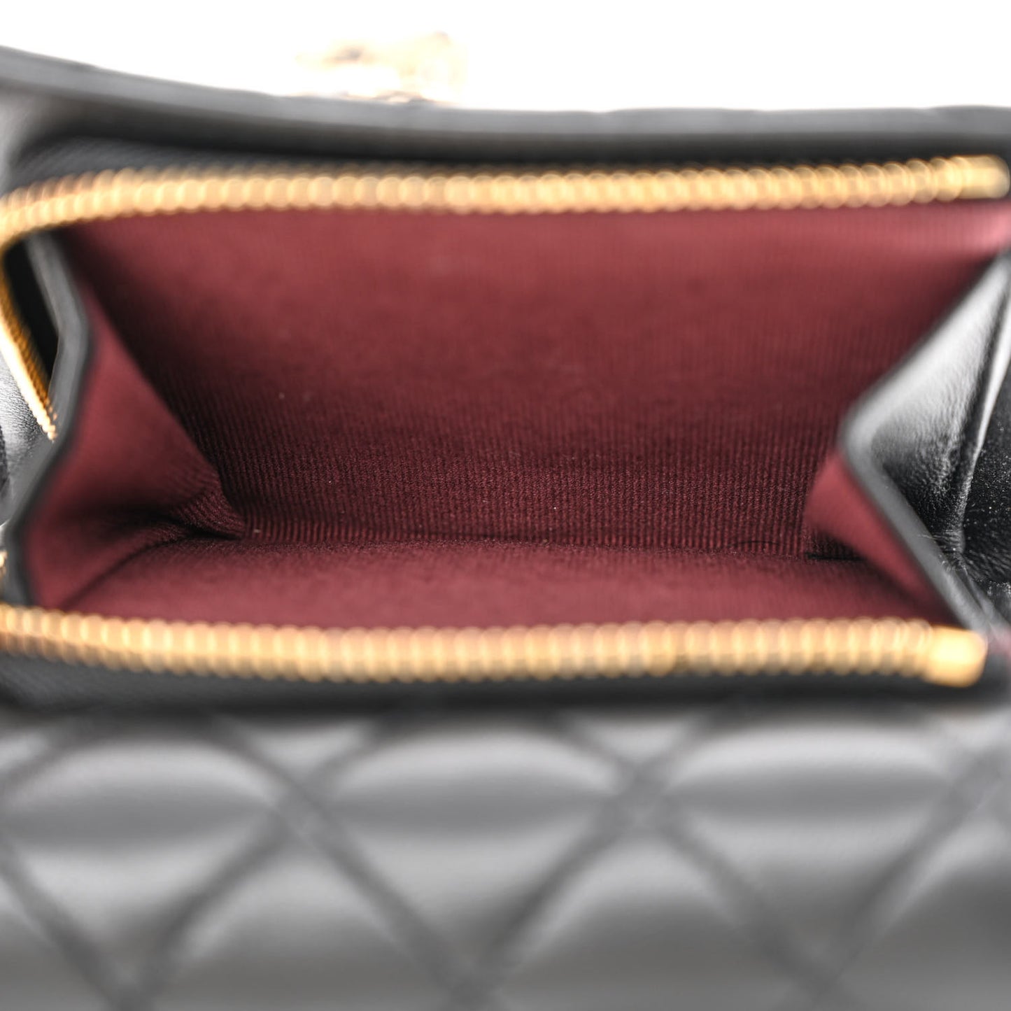 Lambskin Quilted Wallet With Chain Black