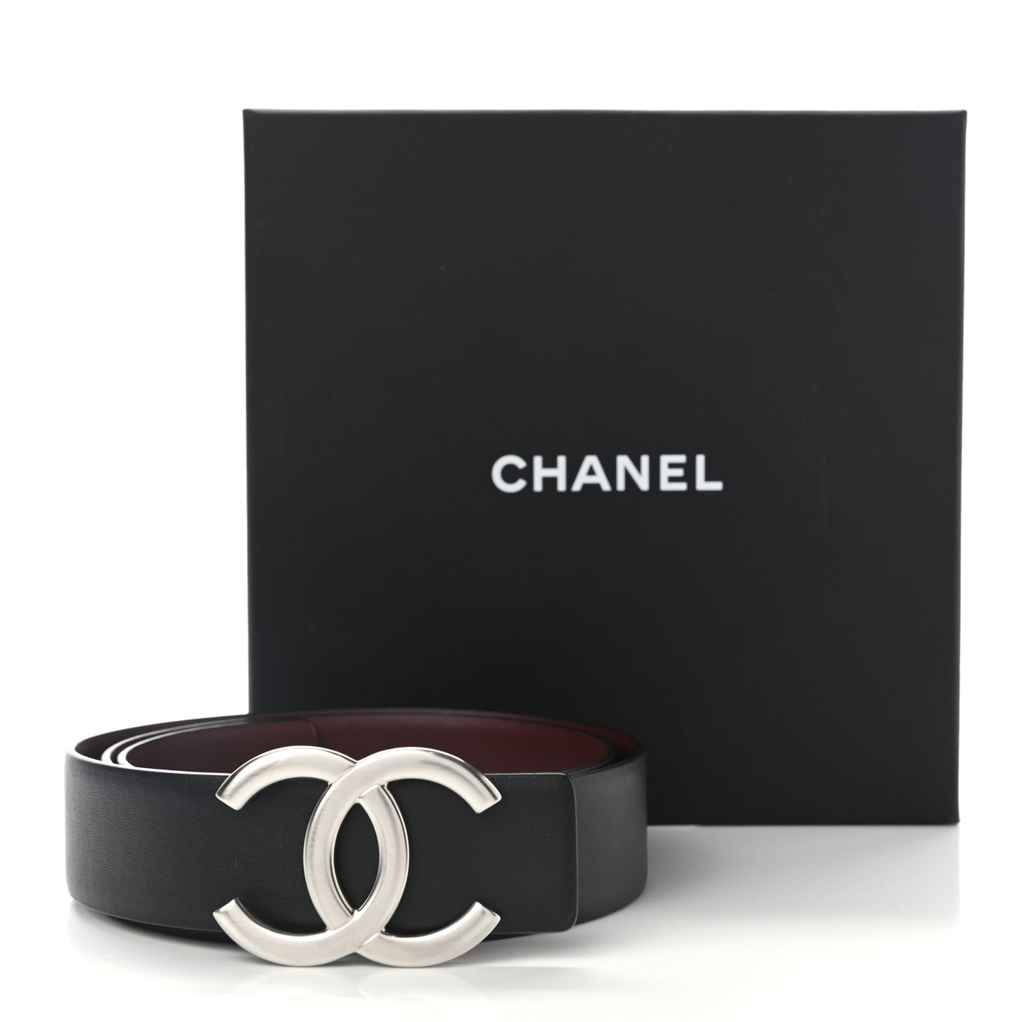 Calfskin CC Reversible Belt 75 Black Burgundy