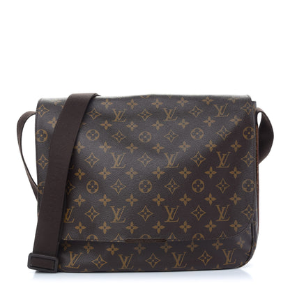 Louis Vuitton Monogram Beaubourg MM Messenger Bag 1 of 8