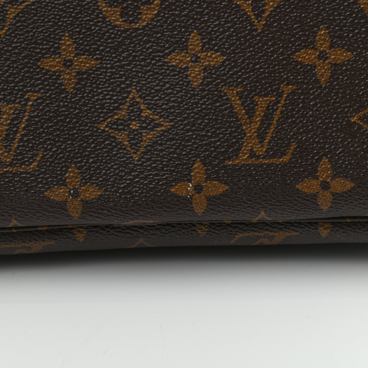Louis Vuitton Monogram Neverfull MM 12 of 13