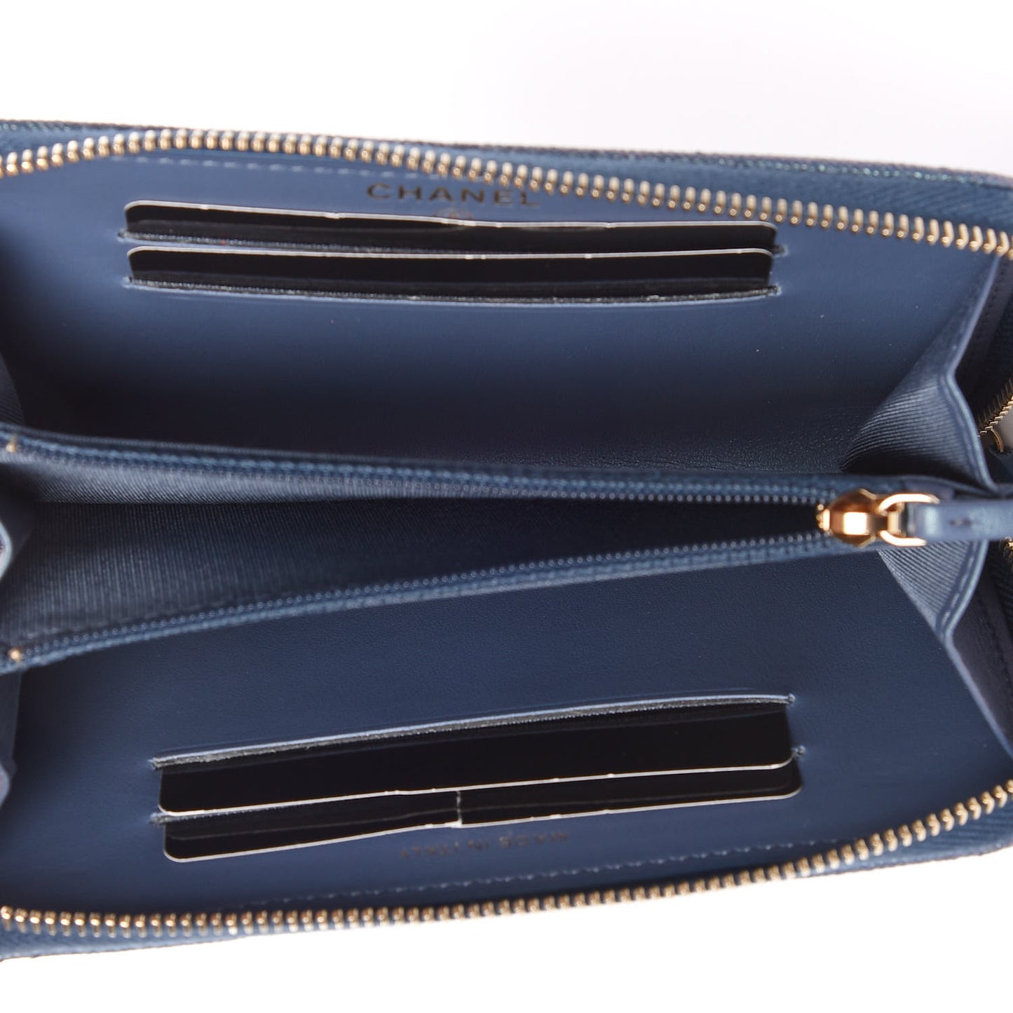 Iridescent Caviar Quilted Medium Zip Around Wallet Dark Blue