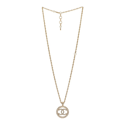 Chanel Pearl CC Round Pendant Necklace Gold 3 of 5