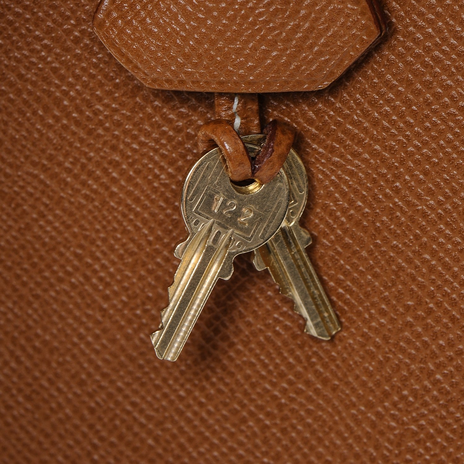 Hermes Courchevel Kelly Sellier 35 Gold 22 of 35