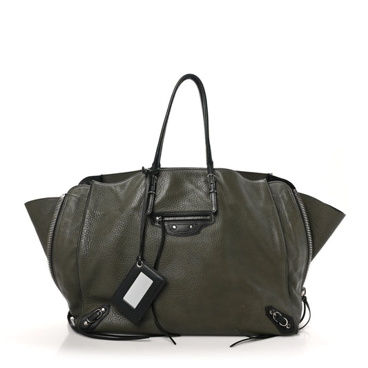 Supple Calfskin Papier A4 Zip Around Tote Green Black