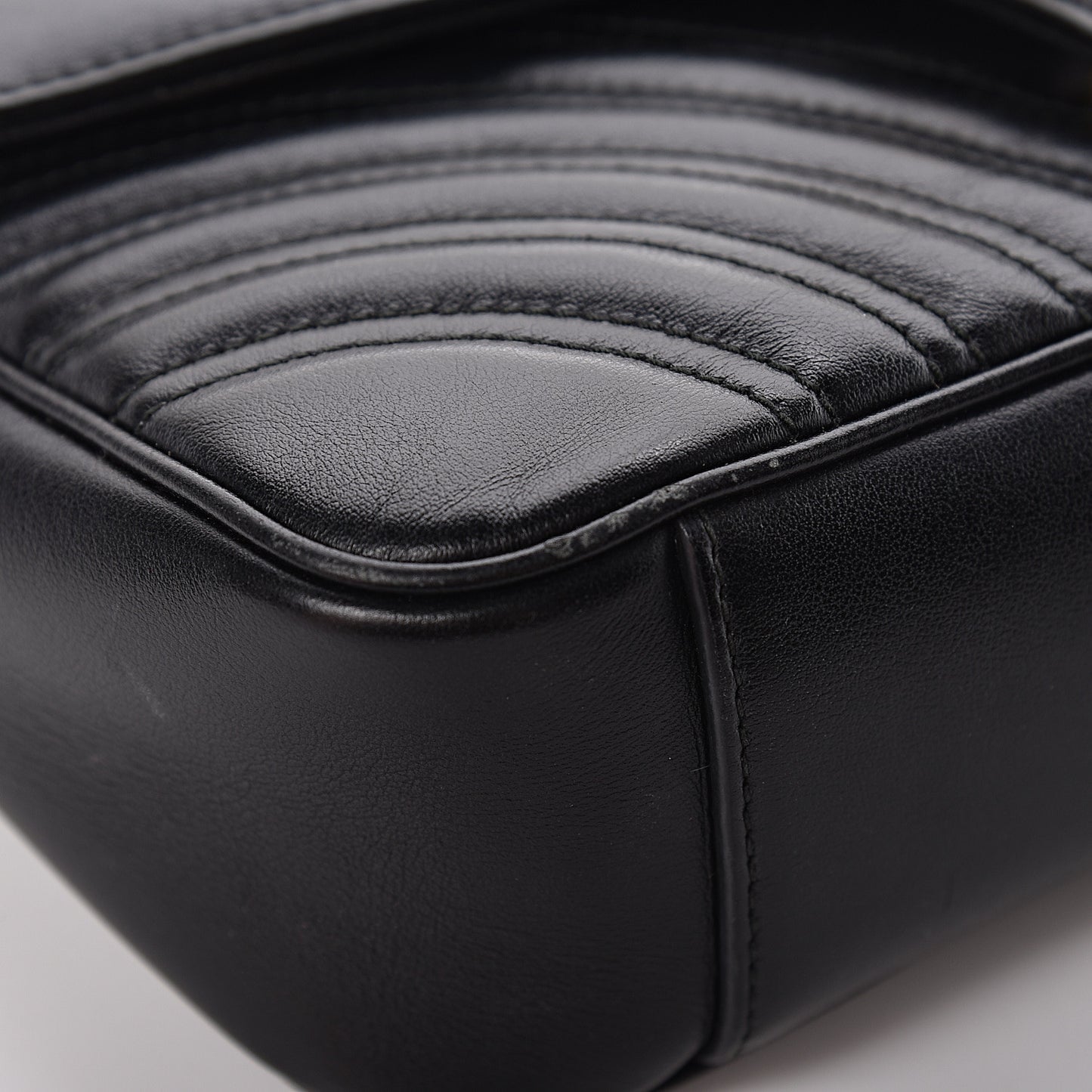 Calfskin Matelasse Small GG Marmont Shoulder Bag Black