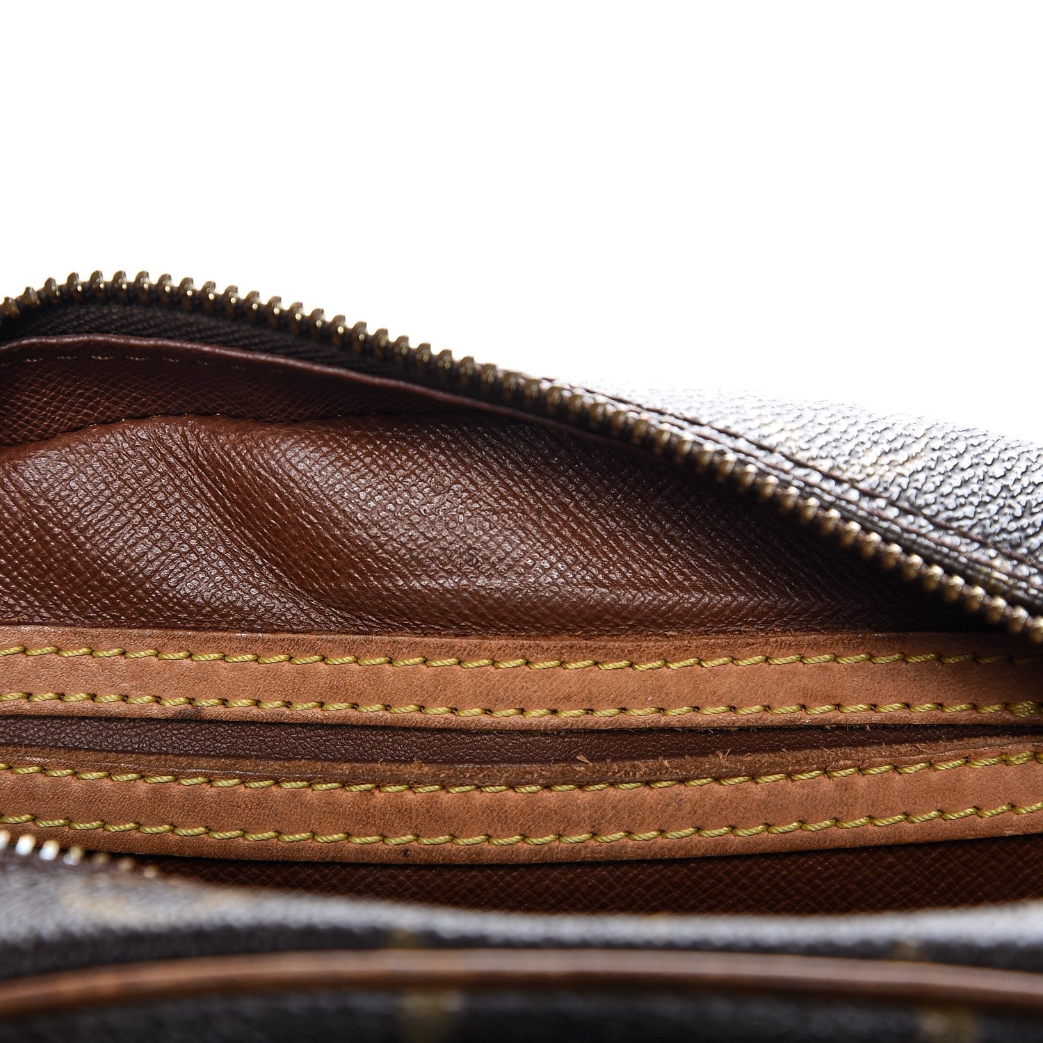 Louis Vuitton Monogram Blois 6 of 15