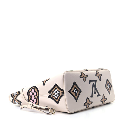 Louis Vuitton Monogram Giant Wild At Heart Neverfull MM Creme 3 of 4