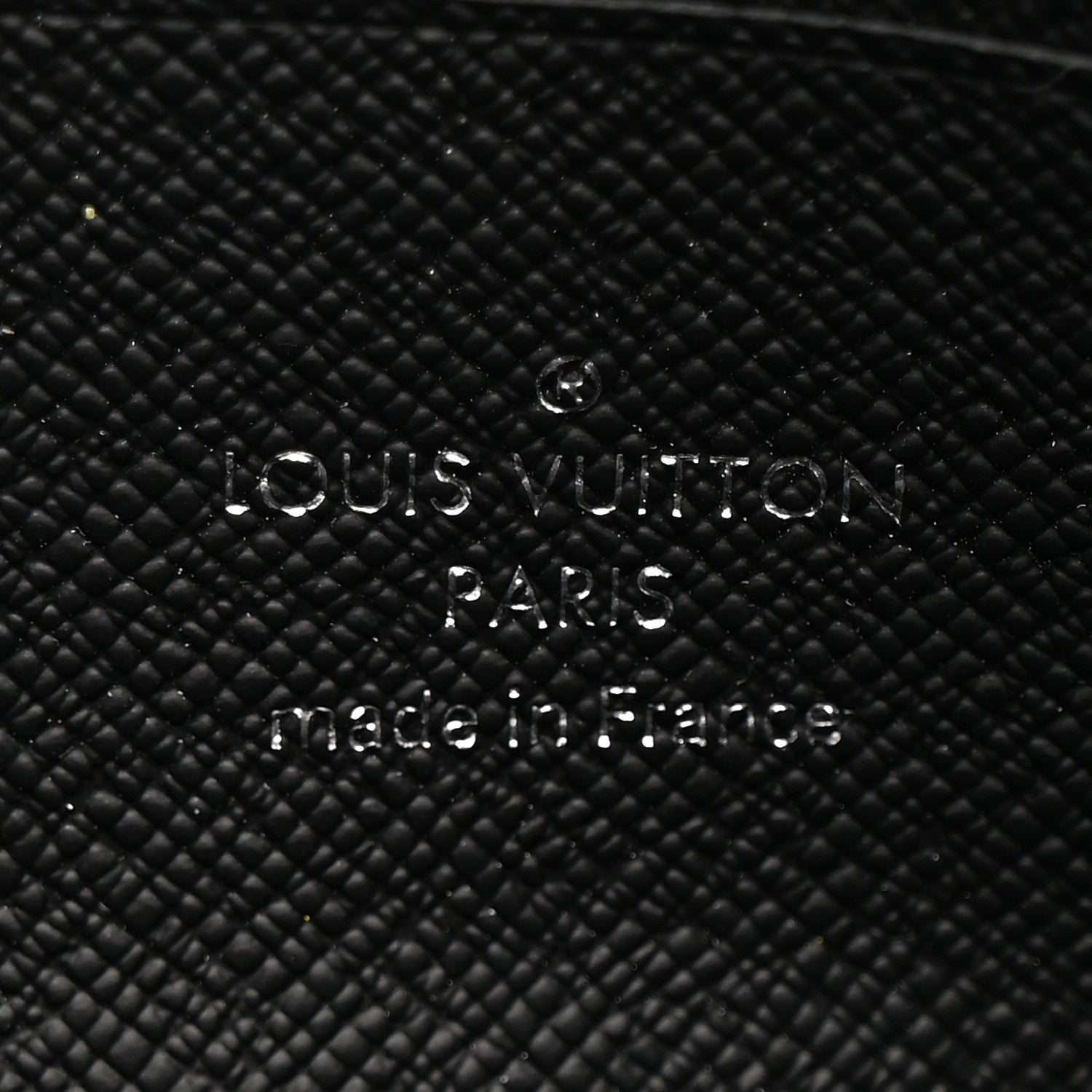 Louis Vuitton Monogram Eclipse Discovery Pochette 7 of 8