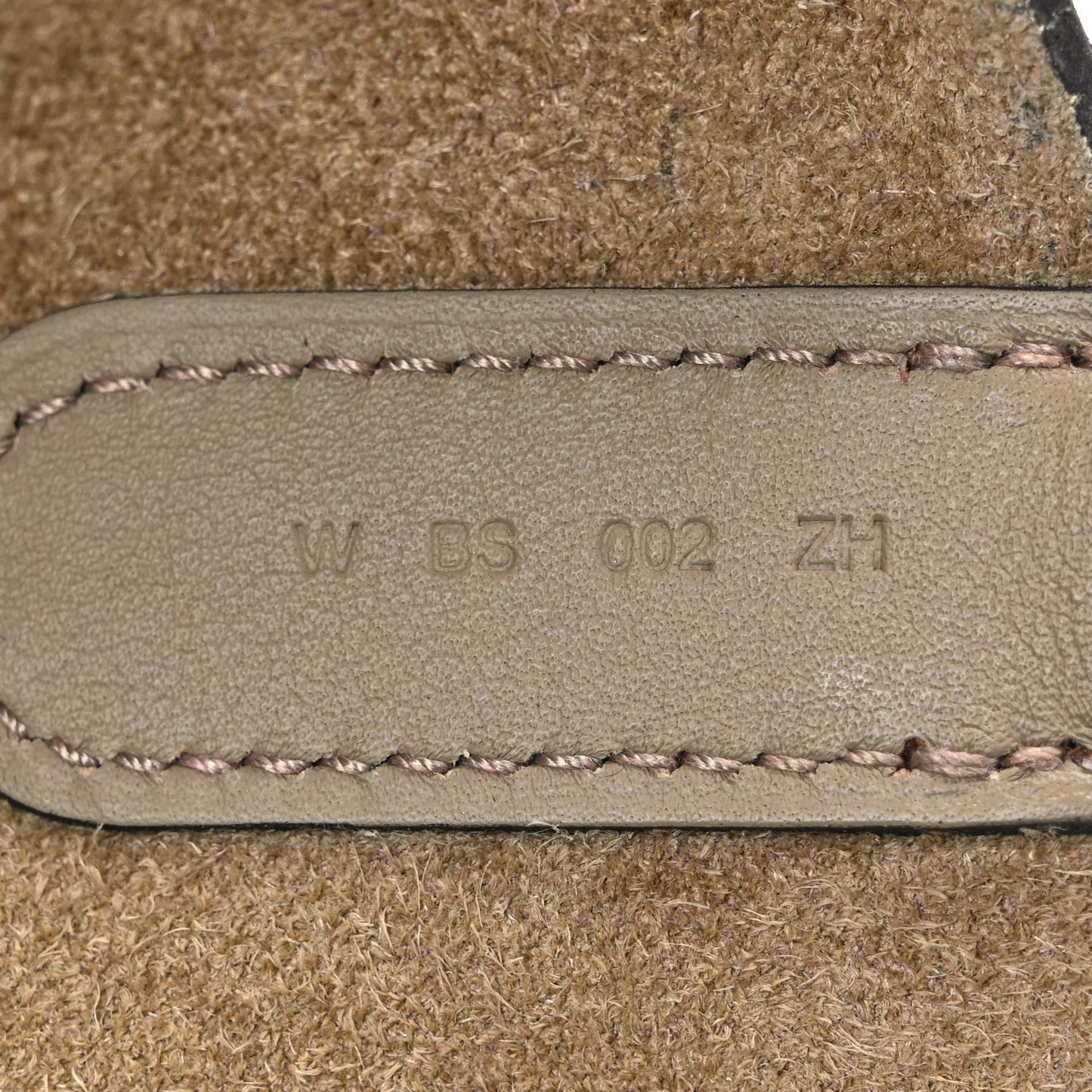 Taurillon Clemence Swift In-The-Loop 18 Bag Beige Marfa