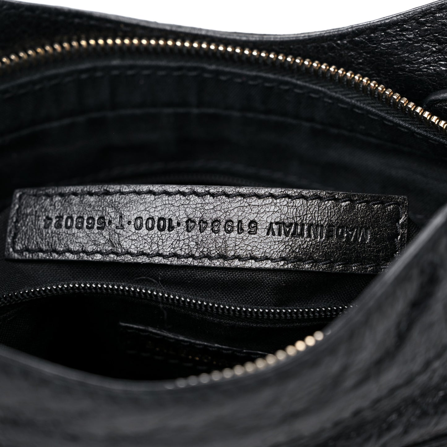 Agneau Giant 12 Gold Hardware Hip Black