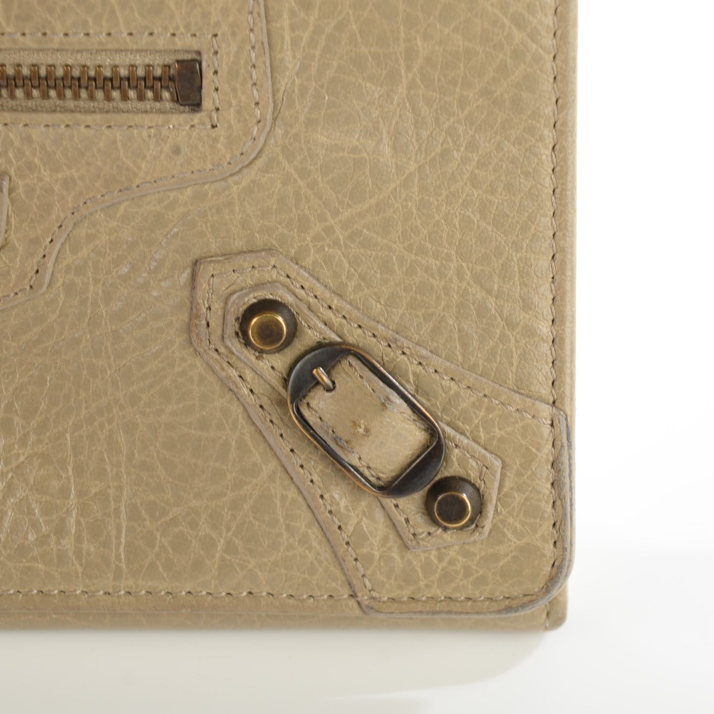 Agneau Classic Hardware Money Wallet Beige Latte